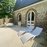 Aux Ecuries Du Chateau * Contremoulins