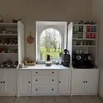 Aux Ecuries Du Chateau Bed & Breakfast *