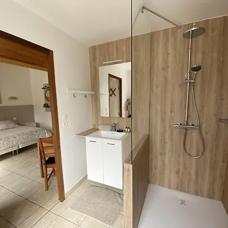 D'hotes Aux Ecuries Du Chateau Contremoulins