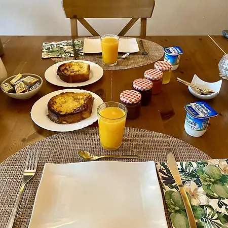 Bed & Breakfast D'hotes Aux Ecuries Du Chateau *