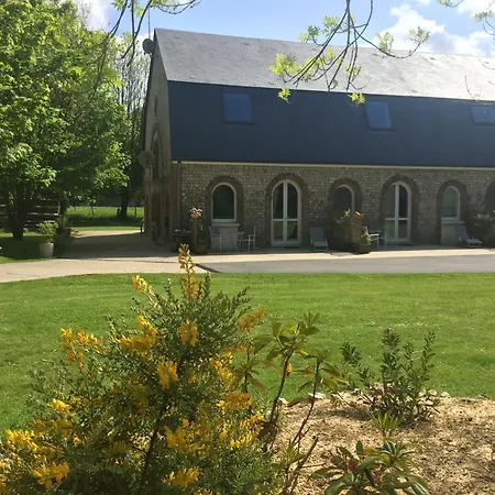 D'hotes Aux Ecuries Du Chateau Bed & Breakfast