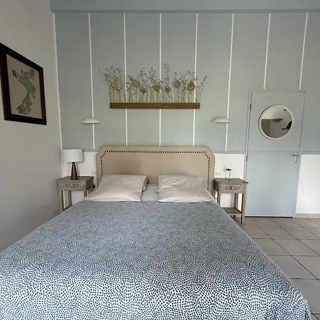Aux Ecuries Du Chateau * Contremoulins